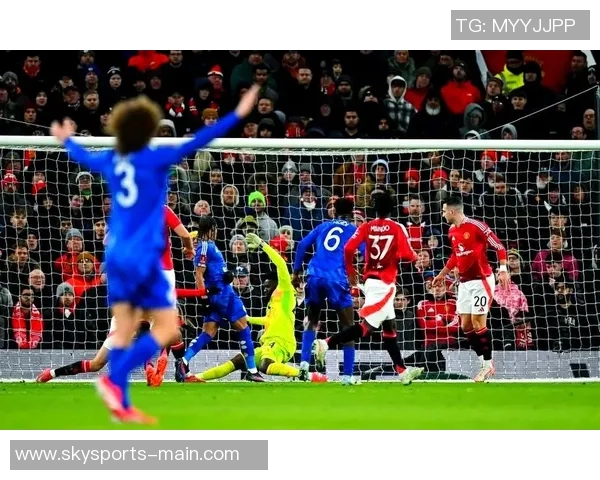 足总杯惊天冷门曼联逆袭拜仁3-0晋级全场沸腾