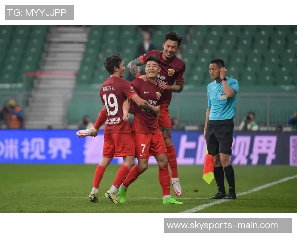 中超联赛曼联大胜切尔西六比二赛后点评引发热议 中超联赛曼联大胜切尔西六比二赛后点评引发热议