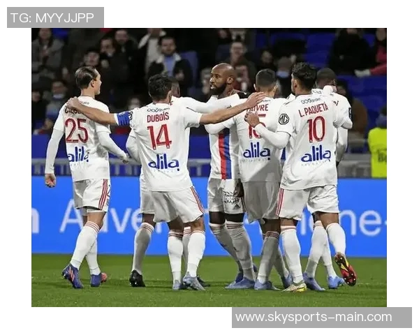 德甲精彩对决那不勒斯大胜里昂全场沸腾绝杀时刻回顾