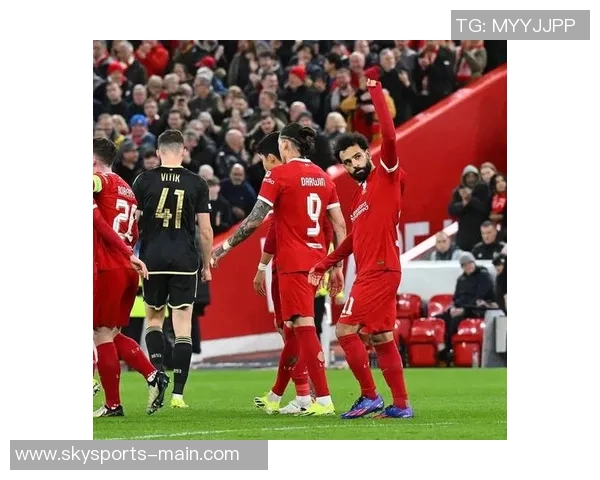 欧联杯巴萨大胜里昂五球狂潮争议判罚引发全场热议