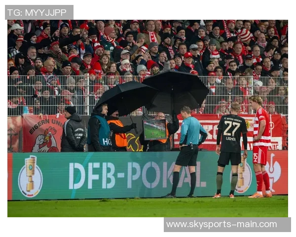 友谊赛精彩对决曼城与AC米兰战成平局引发全场热议